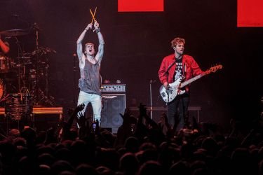 Walk The Moon  17