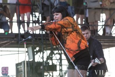 Sleigh Bells  27