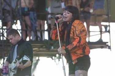 Sleigh Bells  31