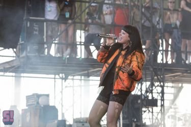 Sleigh Bells  33