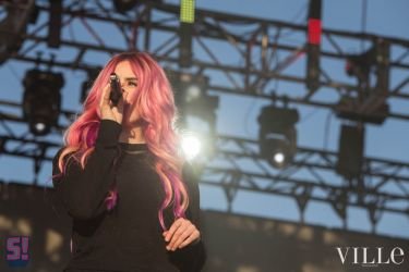 Kiiara  29