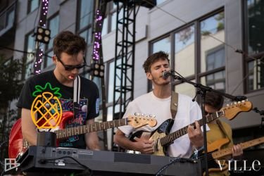 Plastic Picnic   12
