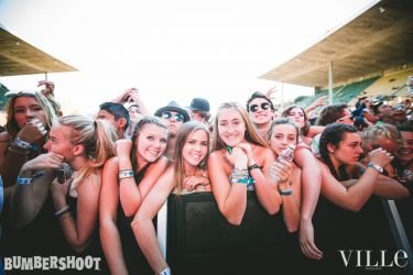Crowd 5429