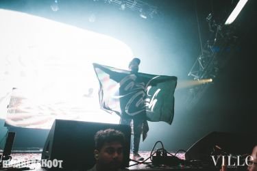 Cash Cash 8001