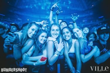 crowd 7750